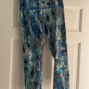 Lululemon crop pants